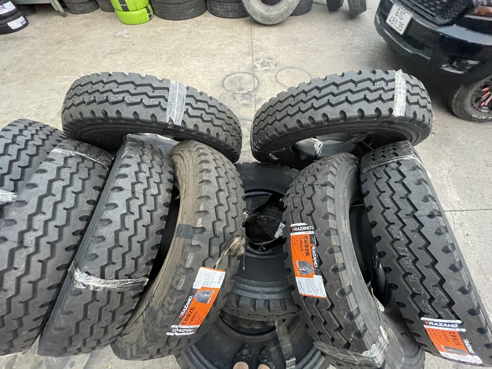 MÂM XE Ô TÔ GIÁ TỐT - TẠI DĨ AN BÌNH DƯƠNG